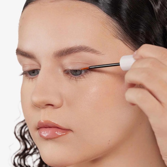 Anastasia Lash Genius Lash Serum - Picture 10 of 13